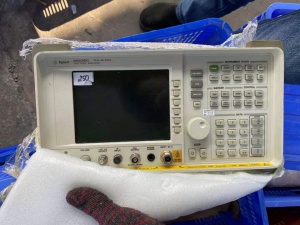 銷售回收安捷倫E4408B 8561E 8562E頻譜分析儀